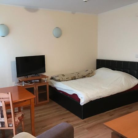 Ski Zone At Gondola, Perfect One Bdrm, Fast Wifi, Netflix, Quiet, Warm Банско Экстерьер фото